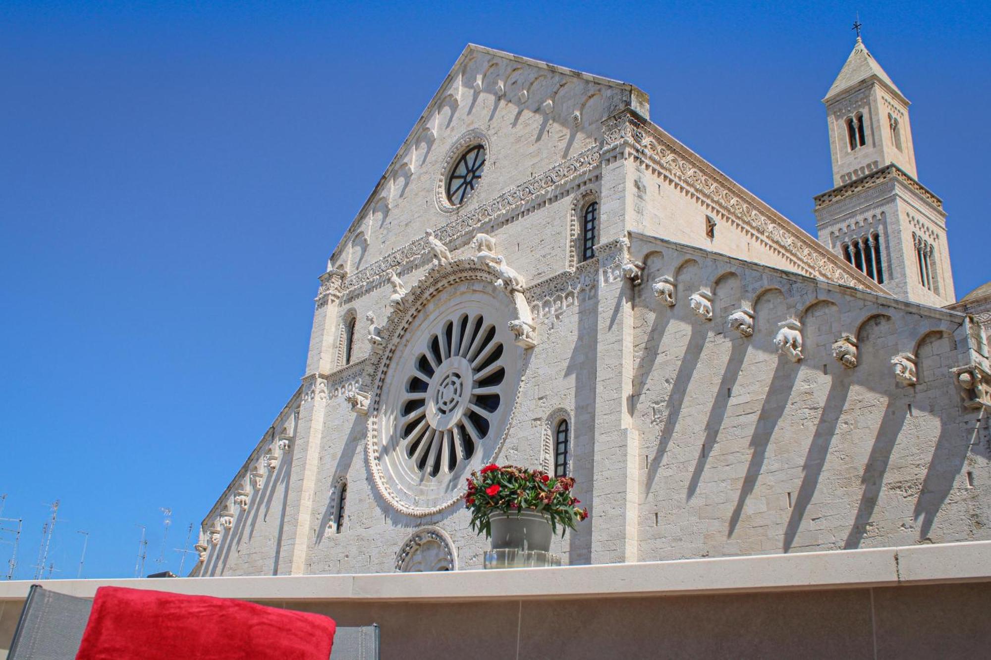 Vista Cattedrale - Super Attico Nel Centro Storico Bari Bagian luar foto