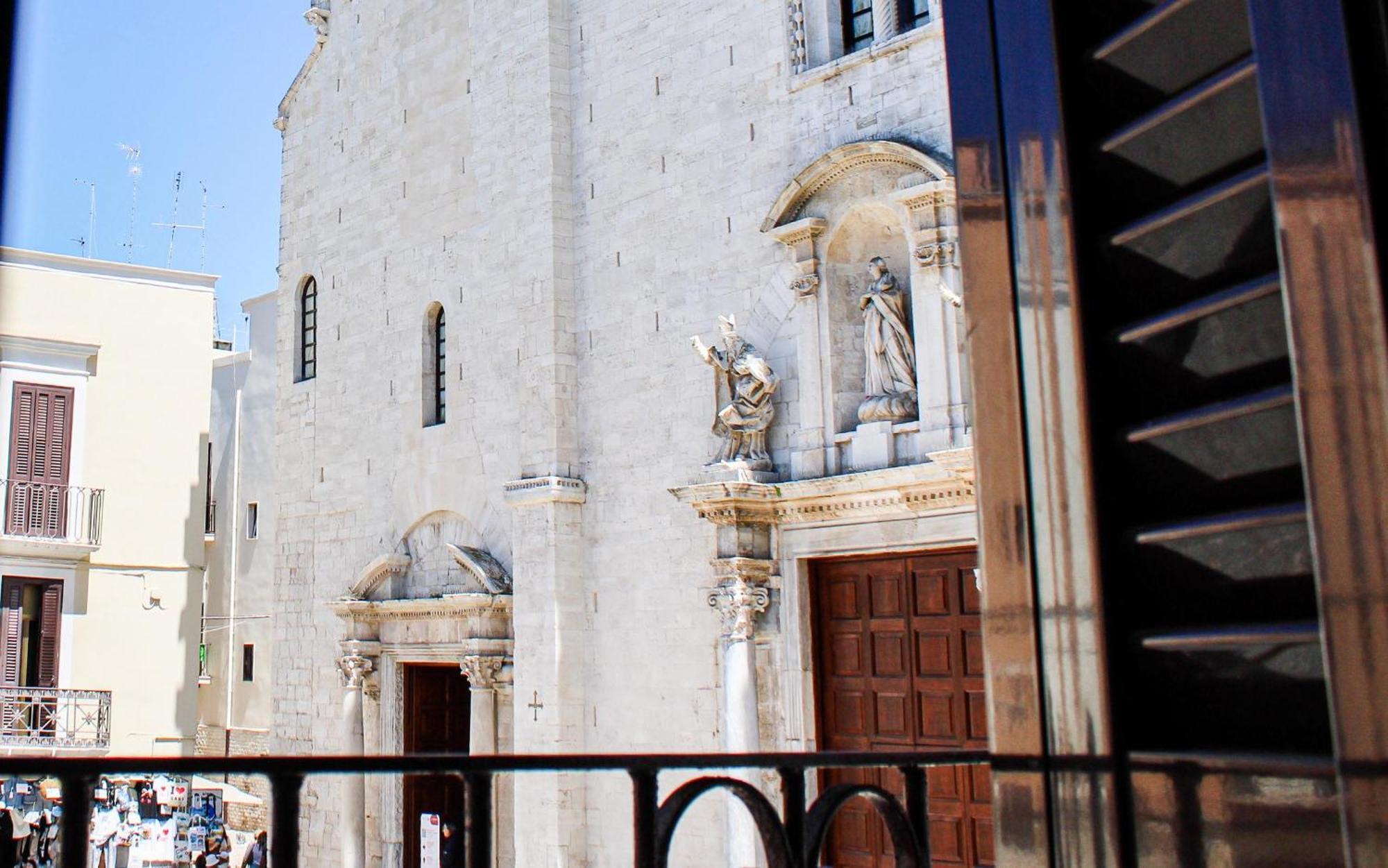 Vista Cattedrale - Super Attico Nel Centro Storico Bari Bagian luar foto